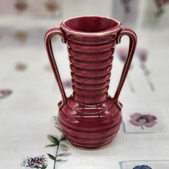 Vintage Art Pottery Vase USA Small Mulberry Ceramic Ribbed Two Handle - Picture 2 of 8
